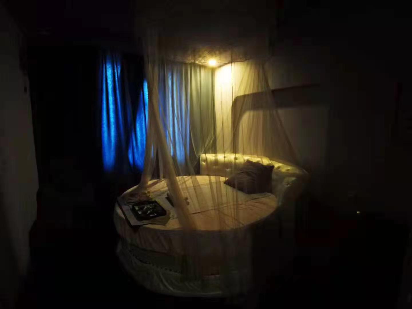 高端公寓丝足保健